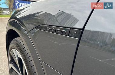 Внедорожник / Кроссовер Audi Q8 e-tron 2024 в Киеве