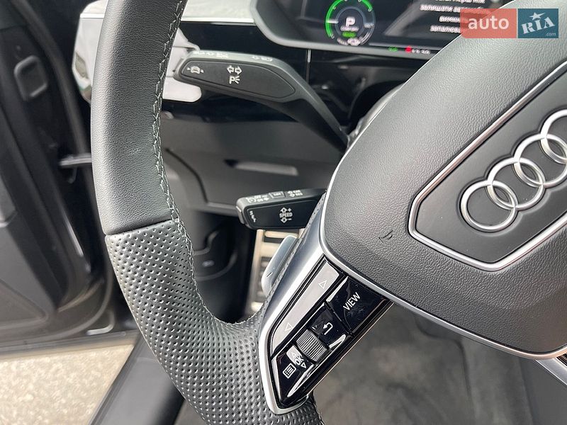 Внедорожник / Кроссовер Audi Q8 e-tron 2024 в Киеве