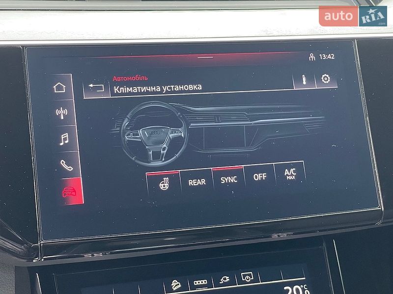 Внедорожник / Кроссовер Audi Q8 e-tron 2024 в Киеве