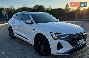 Внедорожник / Кроссовер Audi Q8 e-tron 2023 в Львове