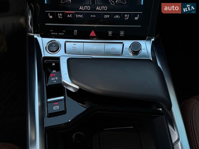 Внедорожник / Кроссовер Audi Q8 e-tron 2023 в Львове