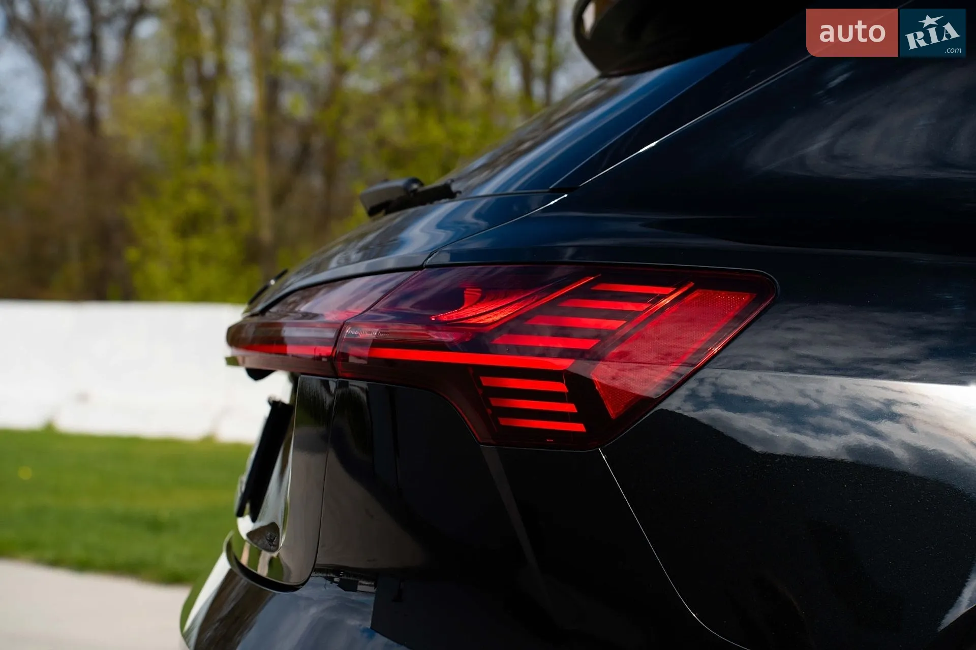 2024 Audi Q8 - мініатюра 8