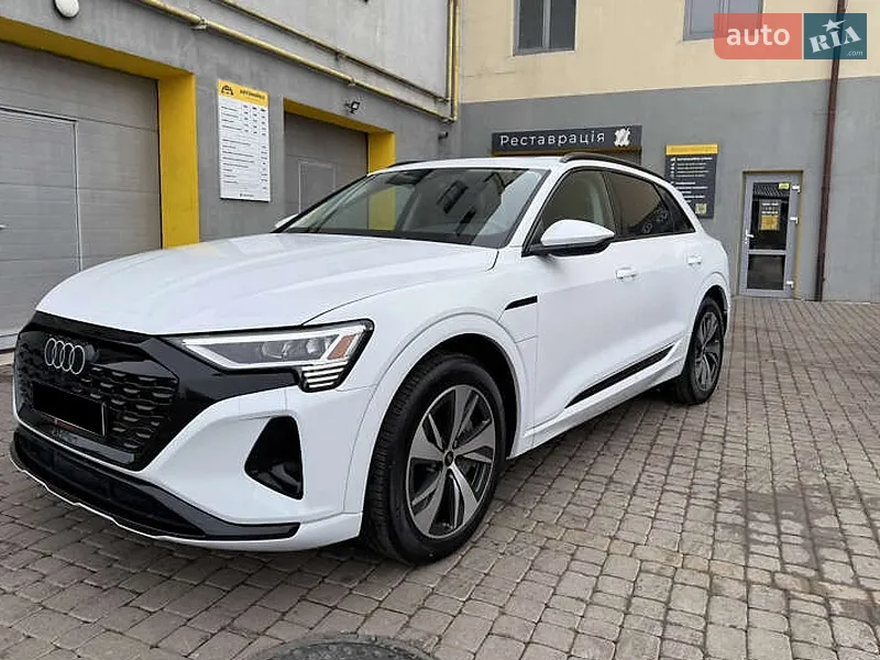 Audi Q8 e-tron 2023