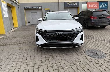 Внедорожник / Кроссовер Audi Q8 e-tron 2023 в Ужгороде
