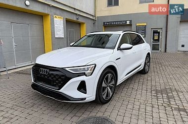 Внедорожник / Кроссовер Audi Q8 e-tron 2023 в Ужгороде