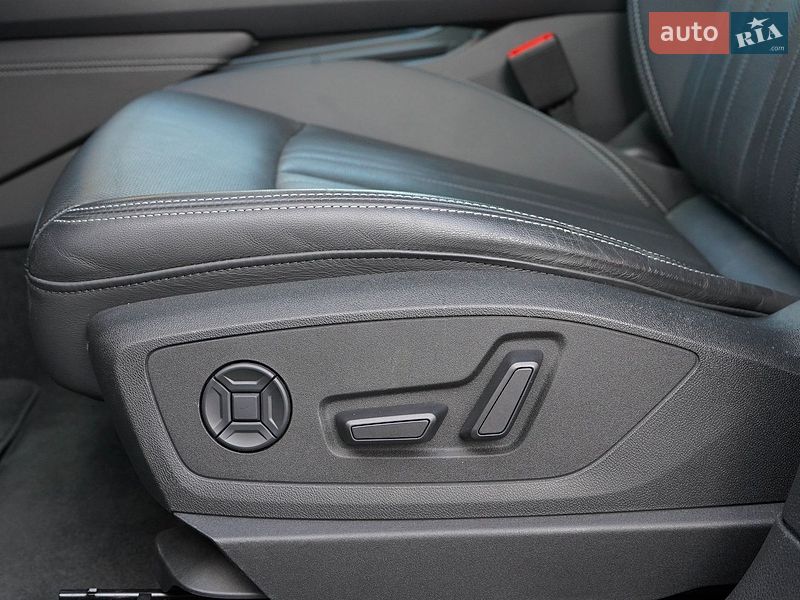Внедорожник / Кроссовер Audi Q8 e-tron 2023 в Львове