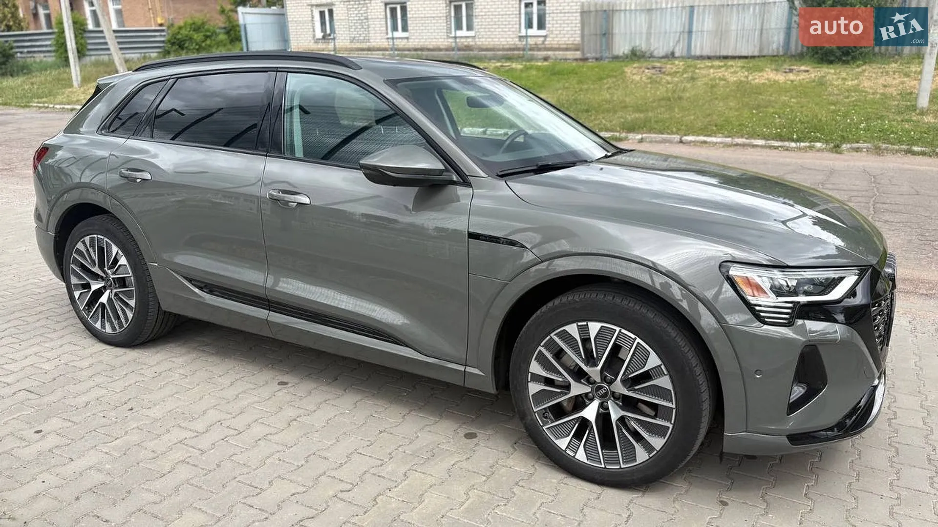 2023 Audi Q8 - мініатюра 14