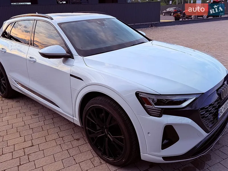 Audi Q8 e-tron