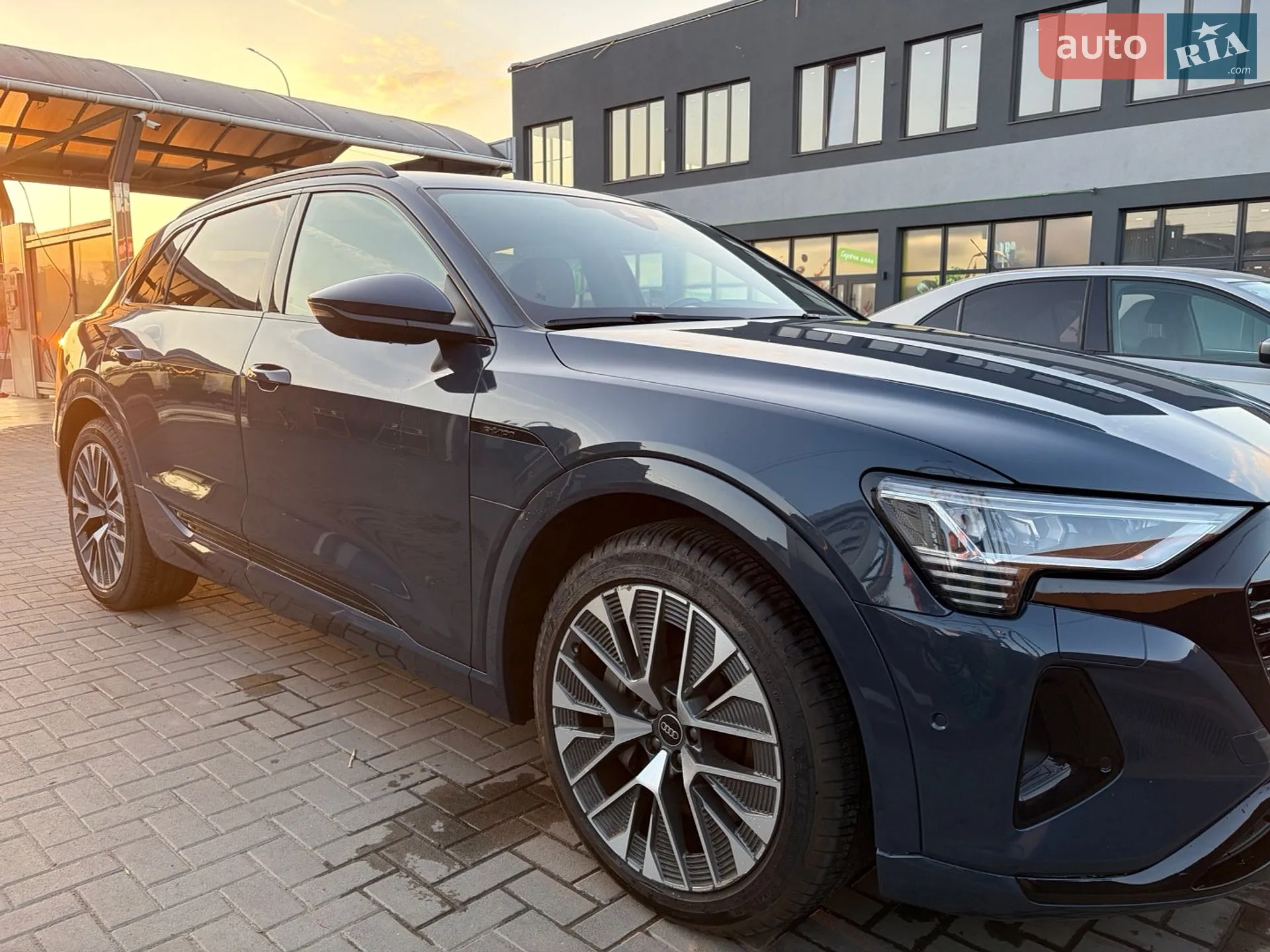 2023 Audi Q8 - мініатюра 3