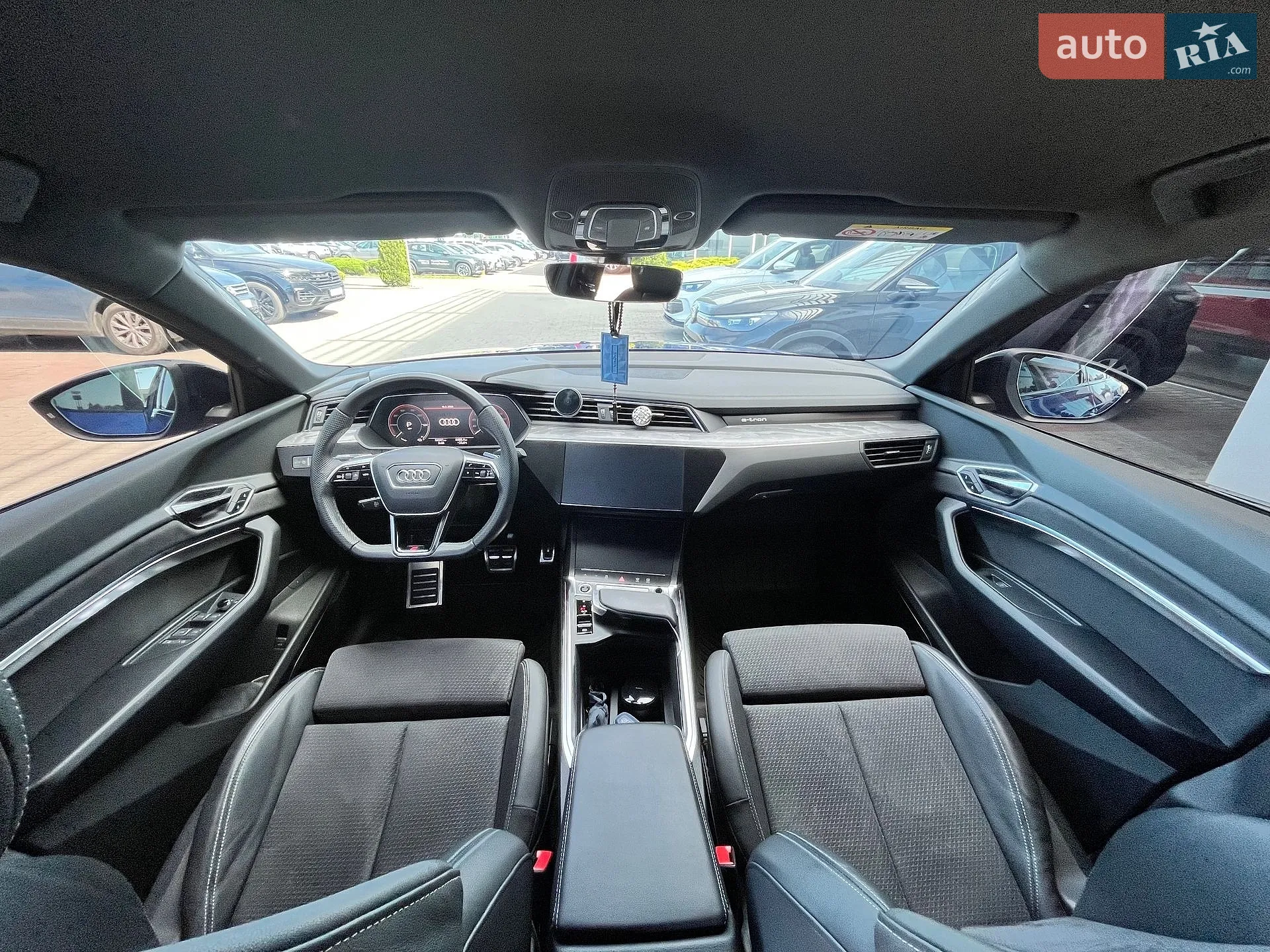 2023 Audi Q8 - мініатюра 13