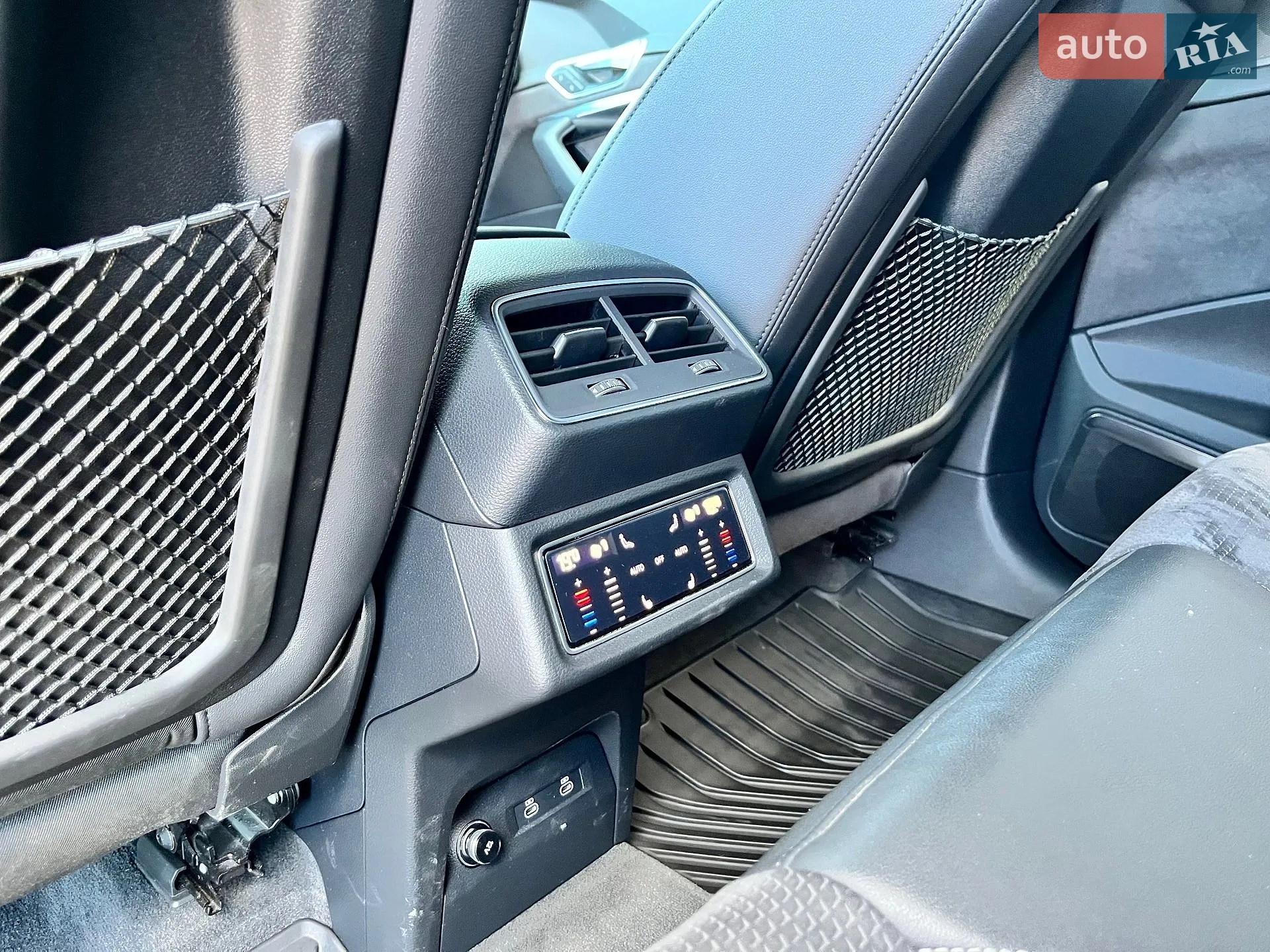 2023 Audi Q8 - мініатюра 31