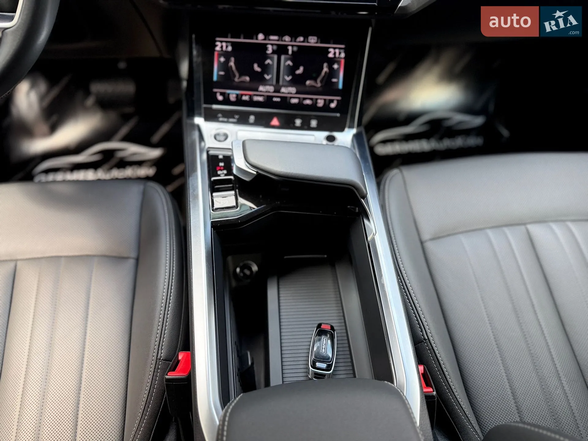 2023 Audi Q8 - мініатюра 33