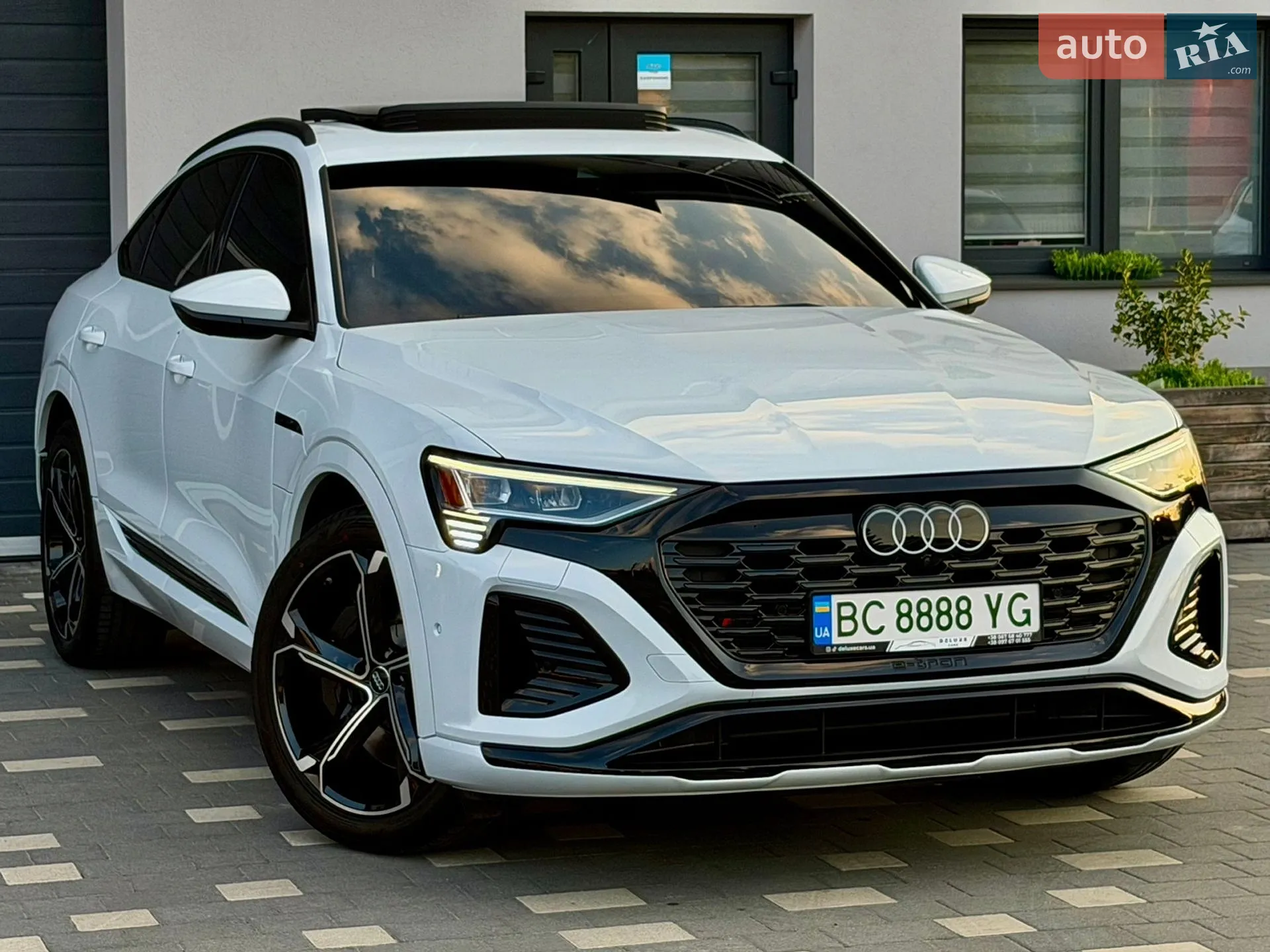 2023 Audi Q8 - мініатюра 3