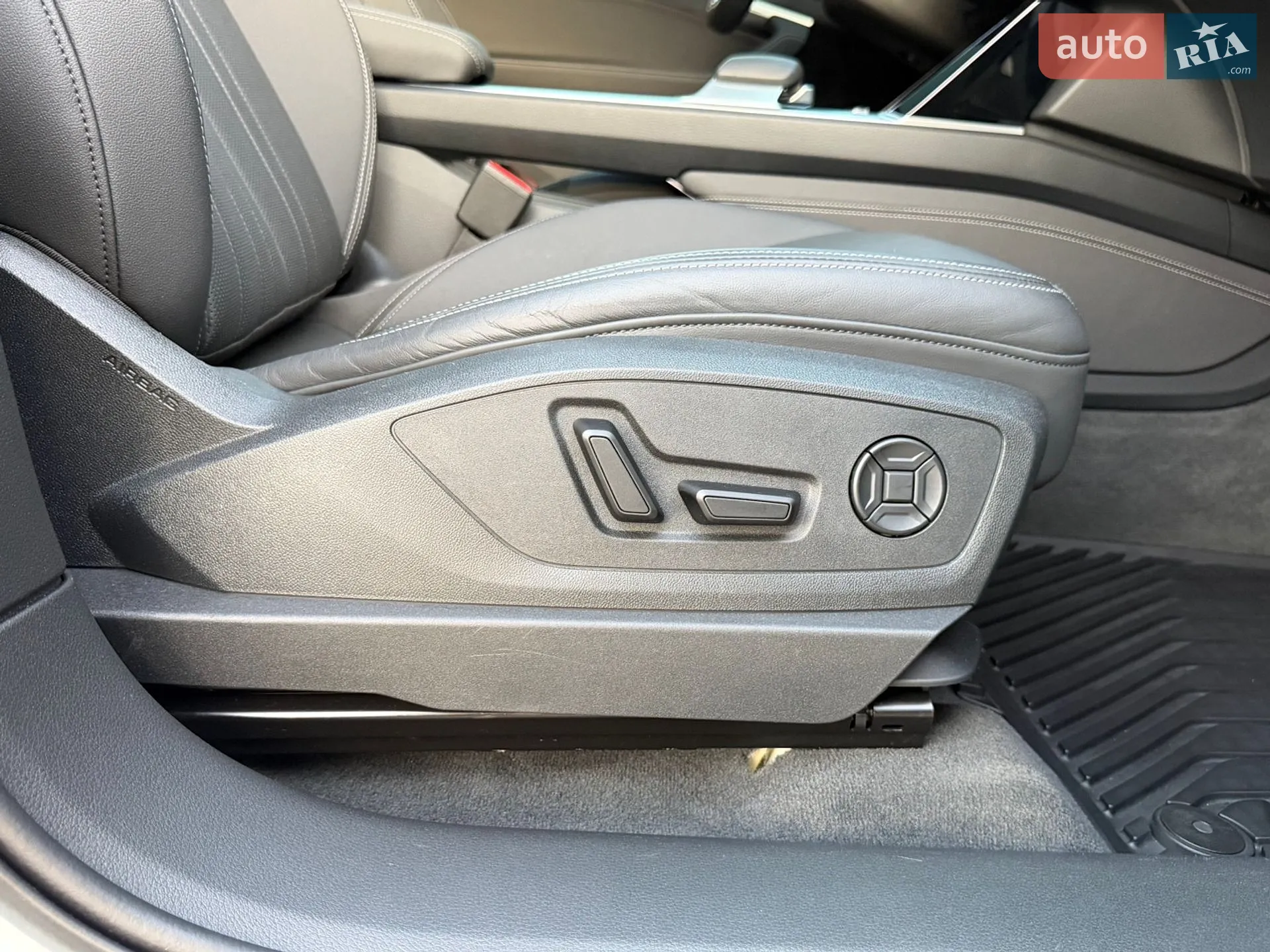 2023 Audi Q8 - мініатюра 78