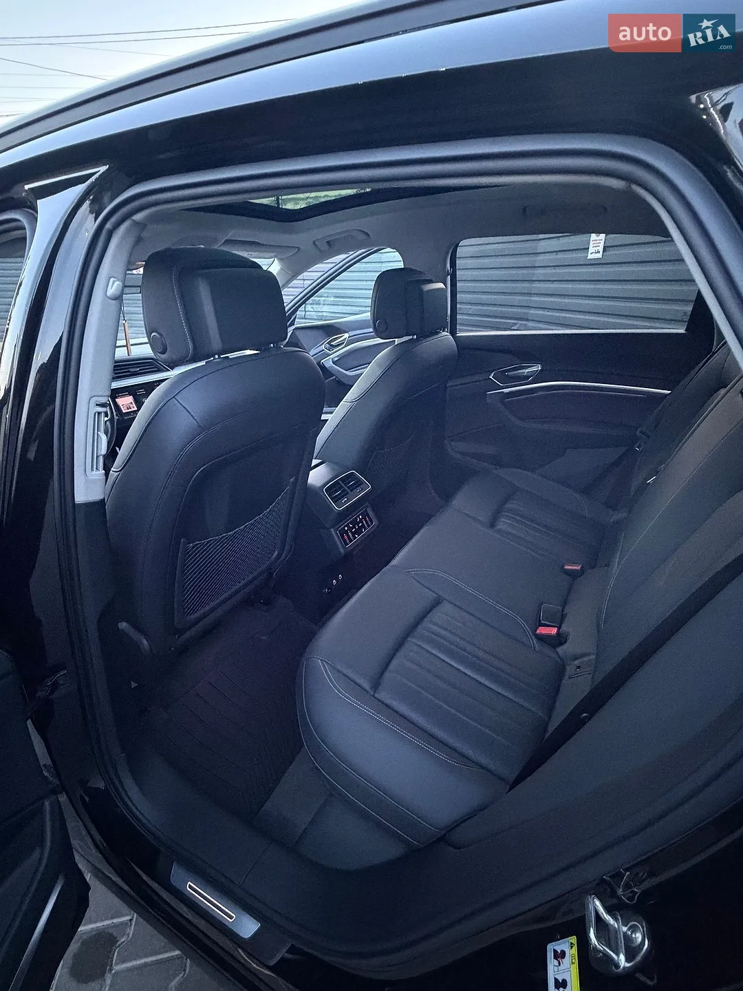 2023 Audi Q8 - мініатюра 13