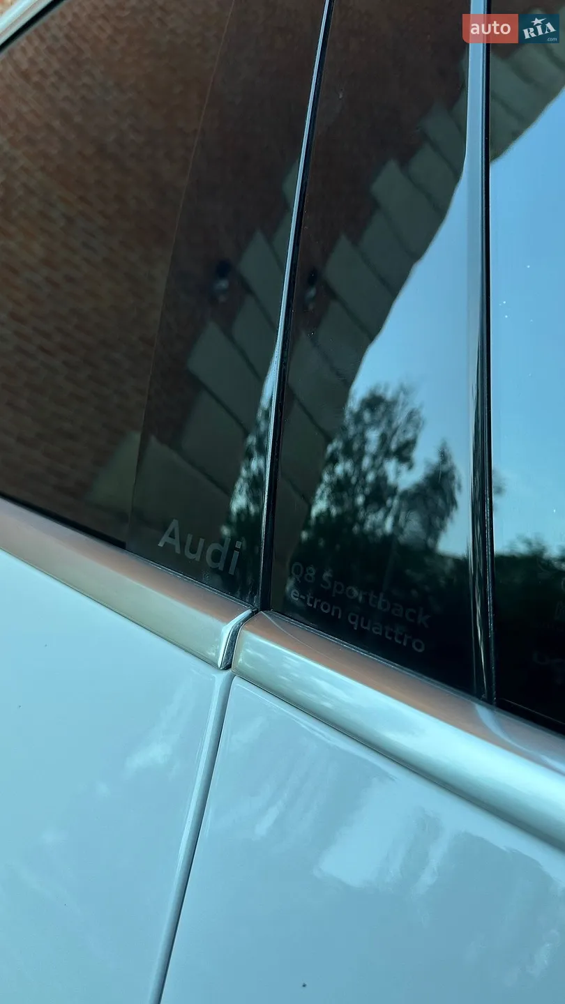 2023 Audi Q8 - мініатюра 17
