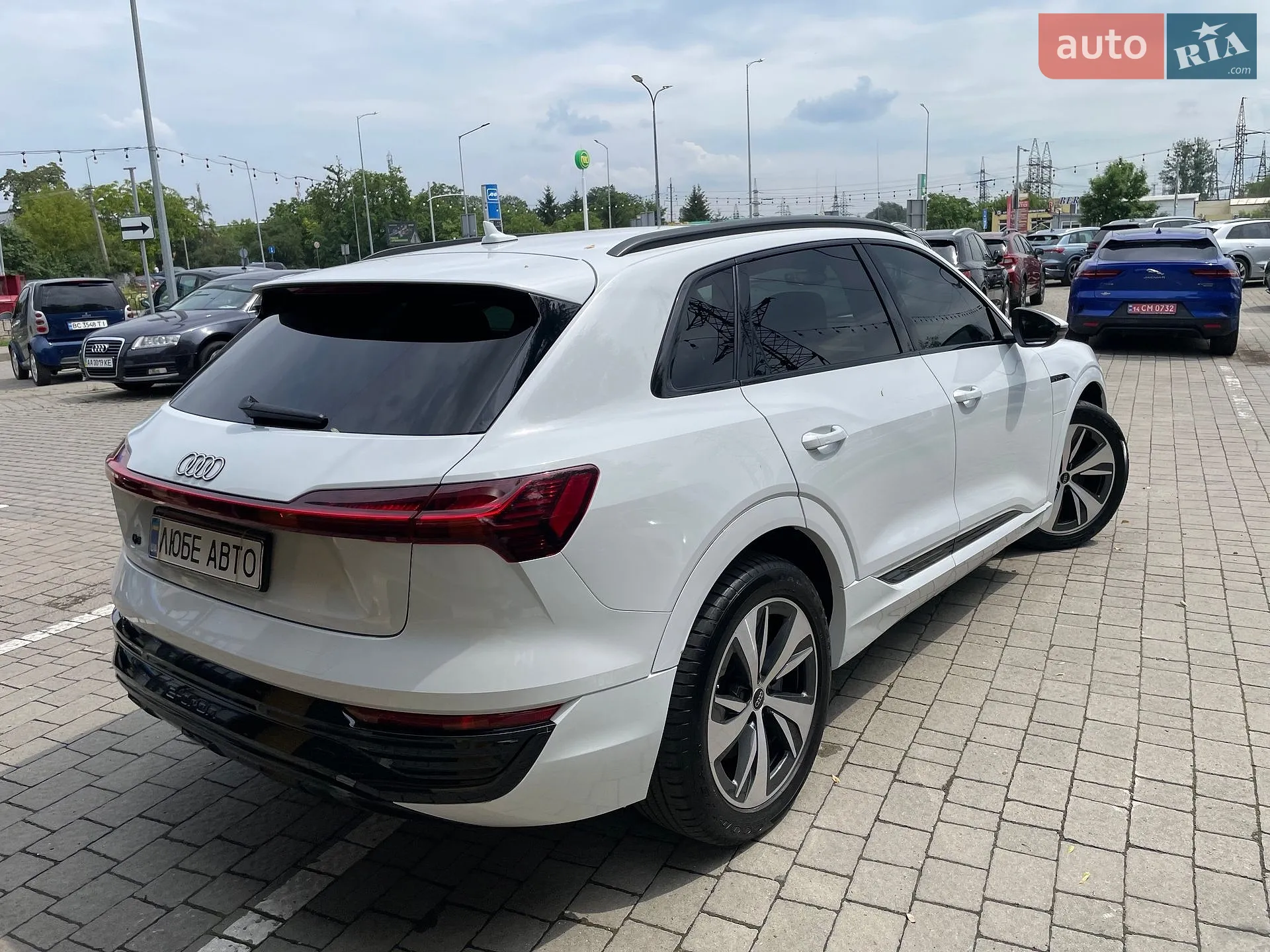 2023 Audi Q8 - мініатюра 3