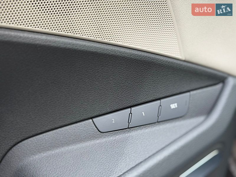 Внедорожник / Кроссовер Audi Q8 e-tron 2023 в Хмельницком