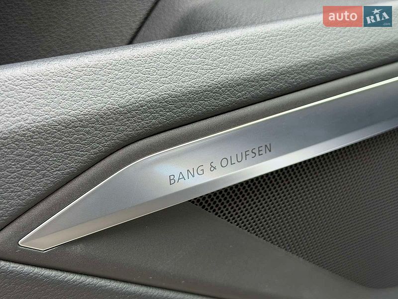 Внедорожник / Кроссовер Audi Q8 e-tron 2023 в Хмельницком