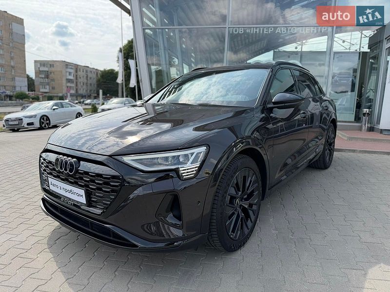 Внедорожник / Кроссовер Audi Q8 e-tron 2023 в Хмельницком