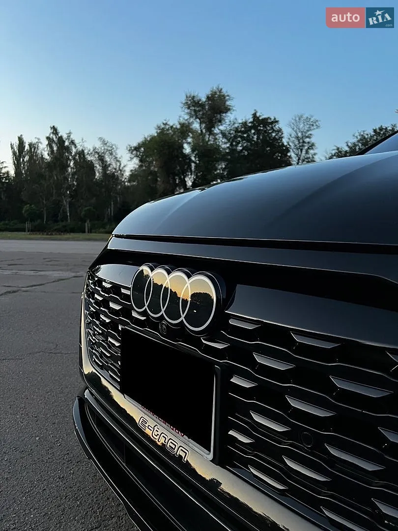 2023 Audi Q8 - мініатюра 4