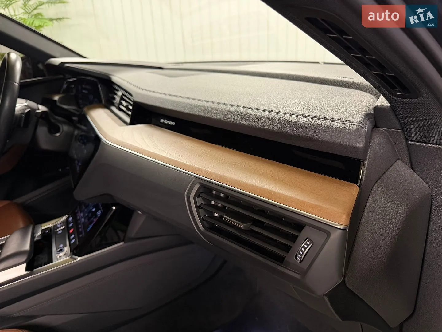 2023 Audi Q8 - мініатюра 43