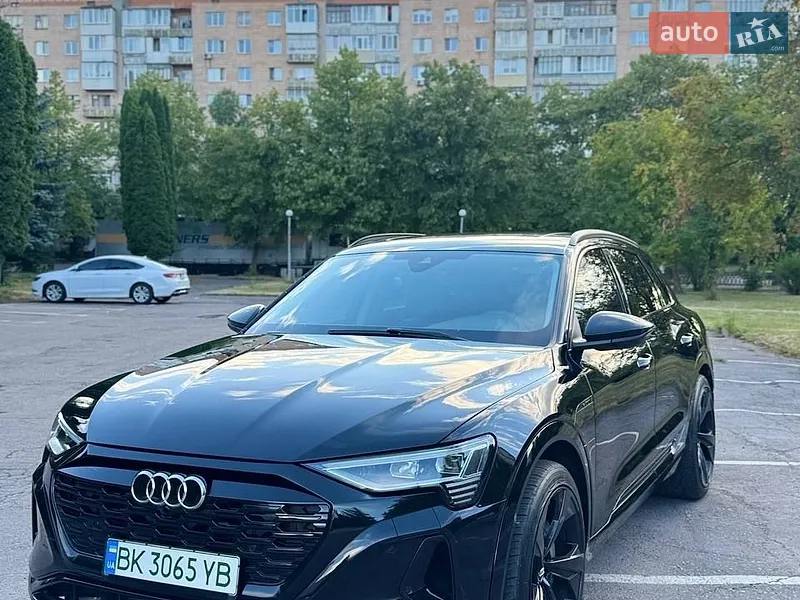 Audi Q8 e-tron