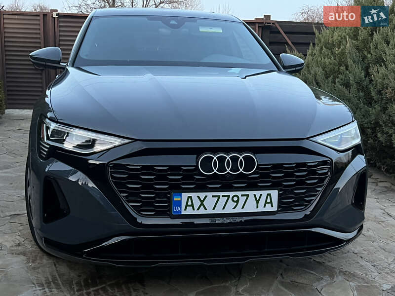 Внедорожник / Кроссовер Audi Q8 Sportback e-tron 2023 в Харькове