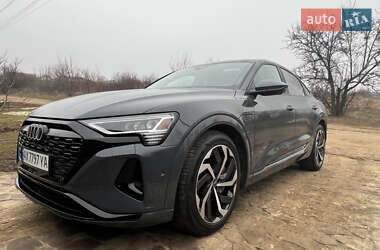 Внедорожник / Кроссовер Audi Q8 Sportback e-tron 2023 в 