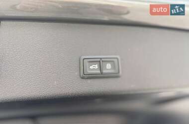 Внедорожник / Кроссовер Audi Q8 Sportback e-tron 2023 в 