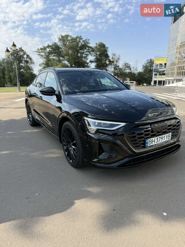Внедорожник / Кроссовер Audi Q8 Sportback e-tron 2023 в Одессе