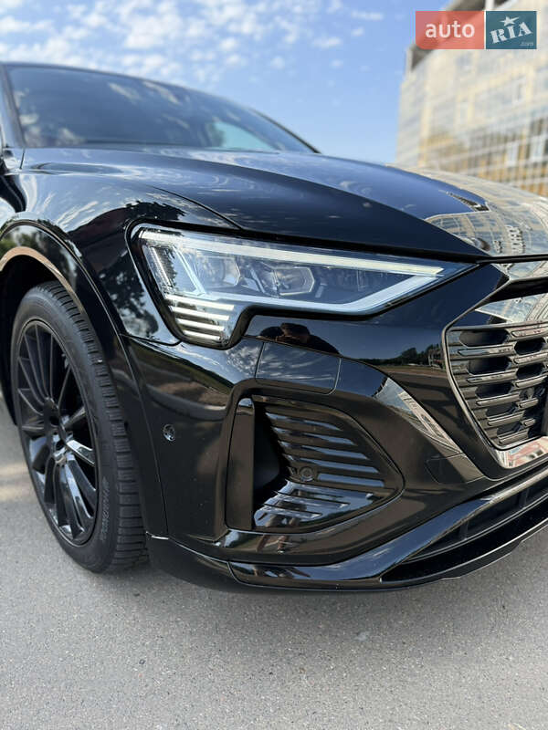 Внедорожник / Кроссовер Audi Q8 Sportback e-tron 2023 в Одессе