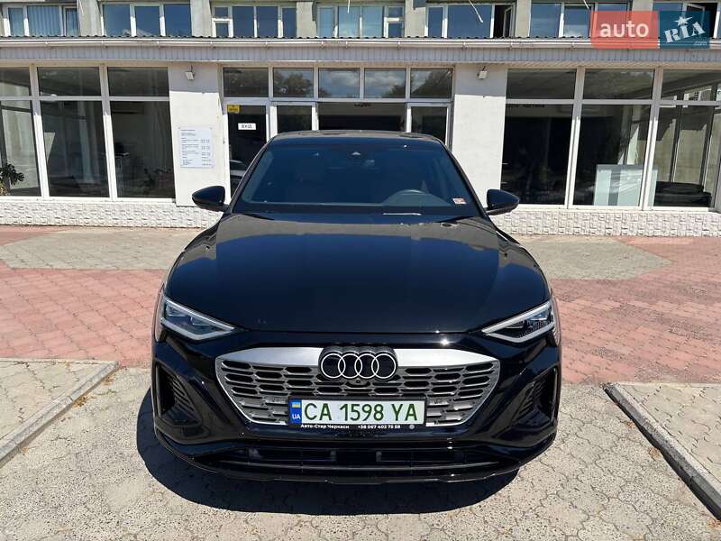 Внедорожник / Кроссовер Audi Q8 Sportback e-tron 2023 в Черкассах