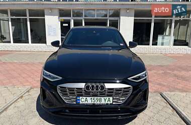 Внедорожник / Кроссовер Audi Q8 Sportback e-tron 2023 в 