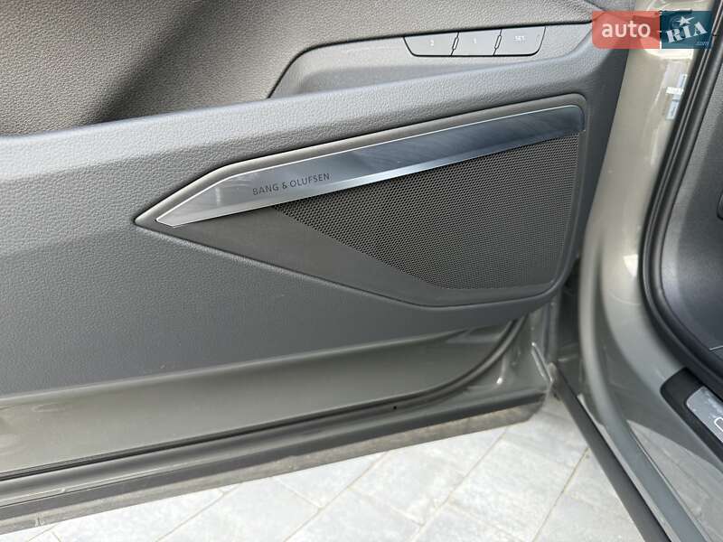 Внедорожник / Кроссовер Audi Q8 Sportback e-tron 2023 в Черновцах