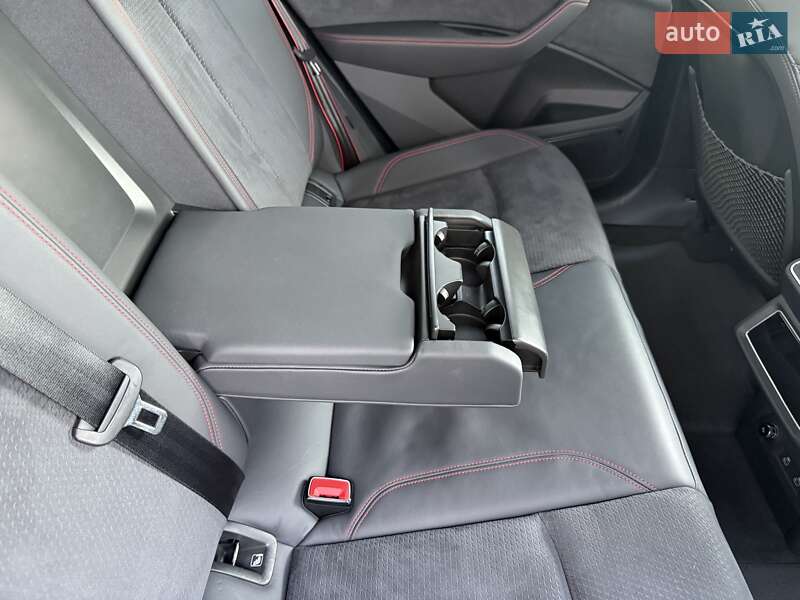 Внедорожник / Кроссовер Audi Q8 Sportback e-tron 2023 в Черновцах