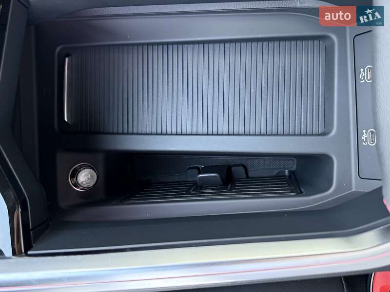 Внедорожник / Кроссовер Audi Q8 Sportback e-tron 2023 в Черновцах