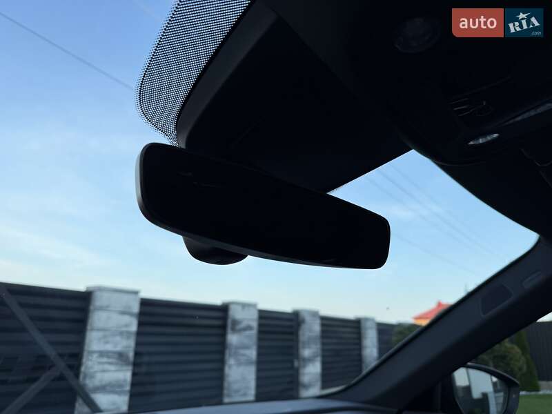 Внедорожник / Кроссовер Audi Q8 Sportback e-tron 2023 в Черновцах