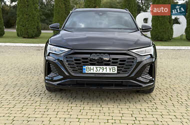 Внедорожник / Кроссовер Audi Q8 Sportback e-tron 2023 в 