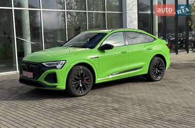 Позашляховик / Кросовер Audi Q8 Sportback e-tron 2023 в Рівному