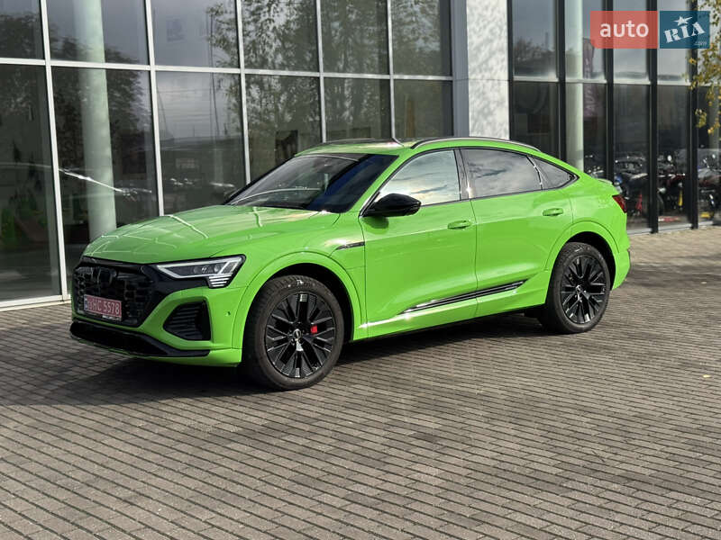 Внедорожник / Кроссовер Audi Q8 Sportback e-tron 2023 в 