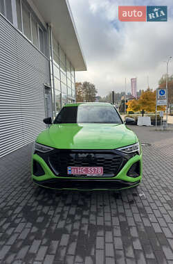 Внедорожник / Кроссовер Audi Q8 Sportback e-tron 2023 в 