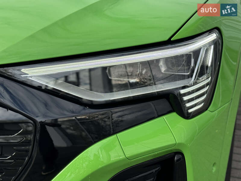 Позашляховик / Кросовер Audi Q8 Sportback e-tron 2023 в Рівному