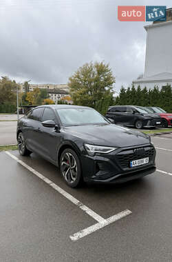 Внедорожник / Кроссовер Audi Q8 Sportback e-tron 2023 в Киеве