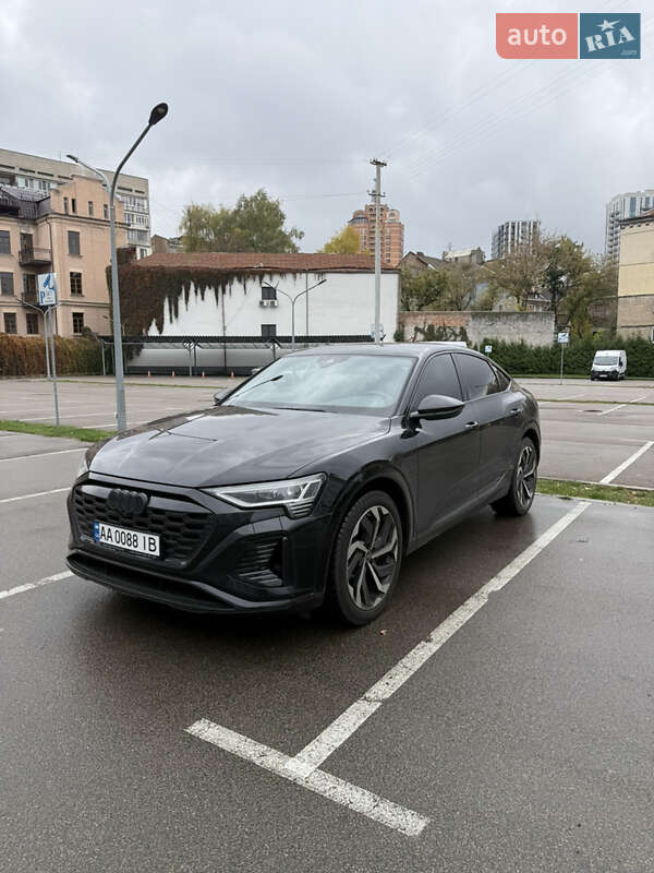 Внедорожник / Кроссовер Audi Q8 Sportback e-tron 2023 в Киеве фото 3 Внедорожник / Кроссовер Audi Q8 Sportback e-tron 2023 в Киеве