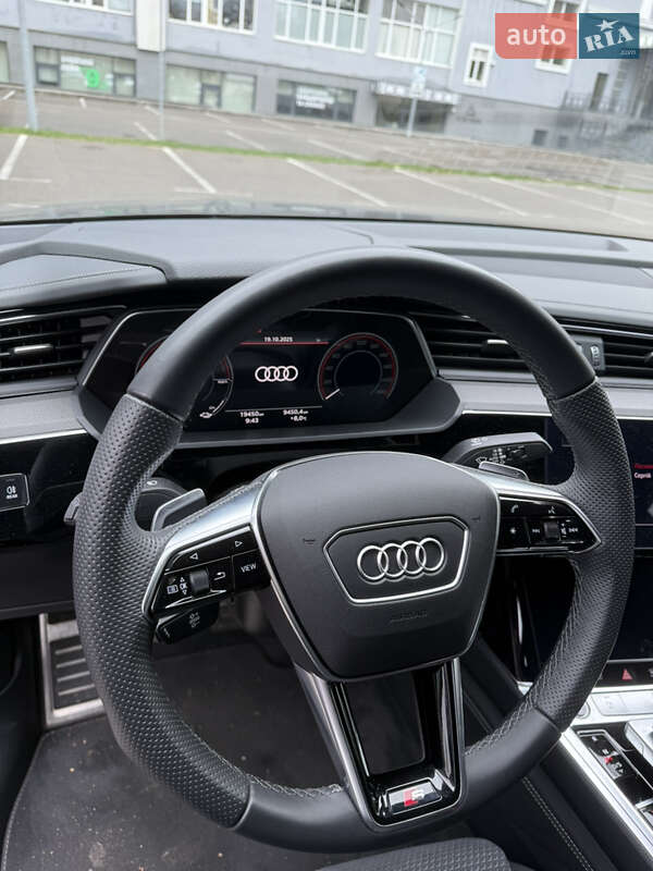 Внедорожник / Кроссовер Audi Q8 Sportback e-tron 2023 в Киеве фото 7 Внедорожник / Кроссовер Audi Q8 Sportback e-tron 2023 в Киеве