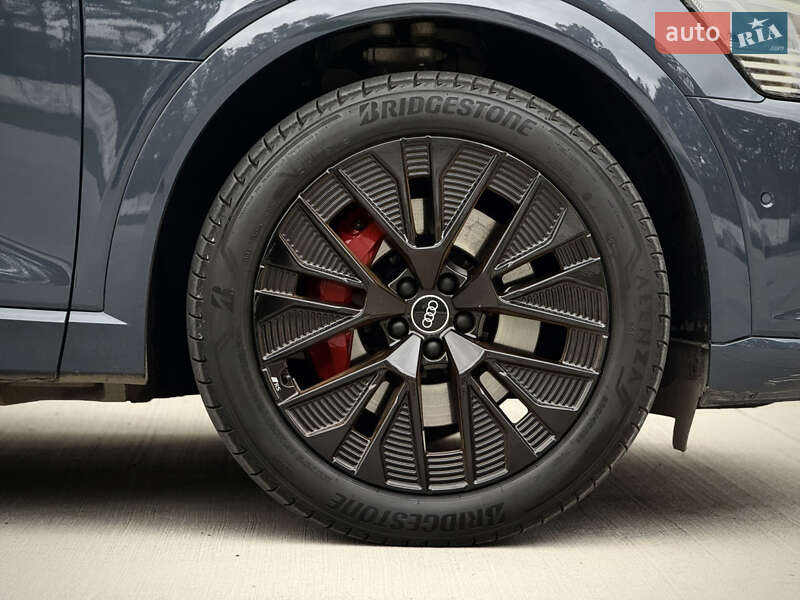 Позашляховик / Кросовер Audi Q8 Sportback e-tron 2023 в Луцьку фото 56 Позашляховик / Кросовер Audi Q8 Sportback e-tron 2023 в Луцьку