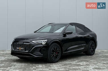 Позашляховик / Кросовер Audi Q8 Sportback e-tron 2023 в Мукачевому