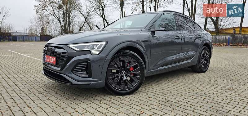 Позашляховик / Кросовер Audi Q8 Sportback e-tron 2024 в Тернополі
