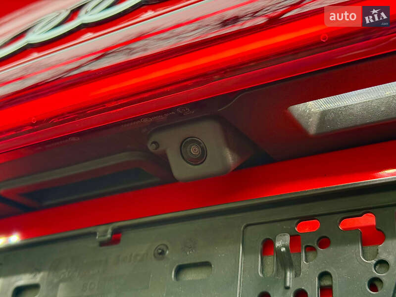 Внедорожник / Кроссовер Audi Q8 Sportback e-tron 2023 в Днепре